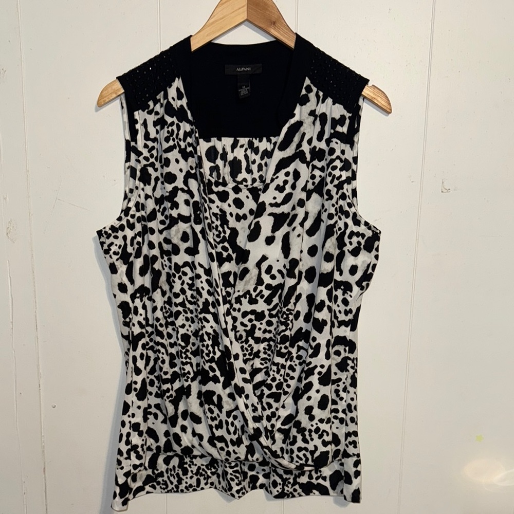 Alfa I Black and White Ruched Sleeveless Blouse with bling 14